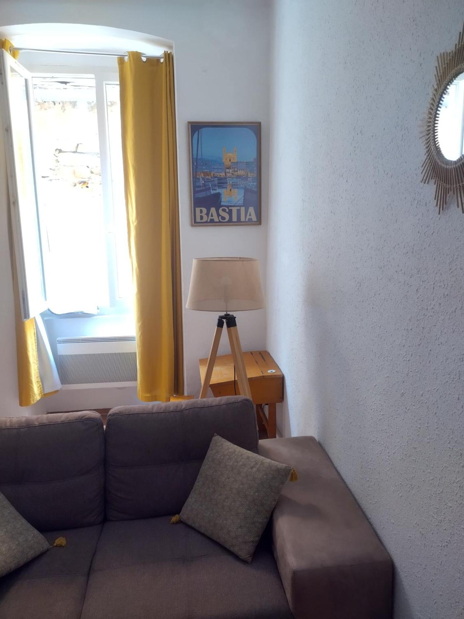Appartement Meuble En Plein Centre De Bastia Bastia  Exterior photo